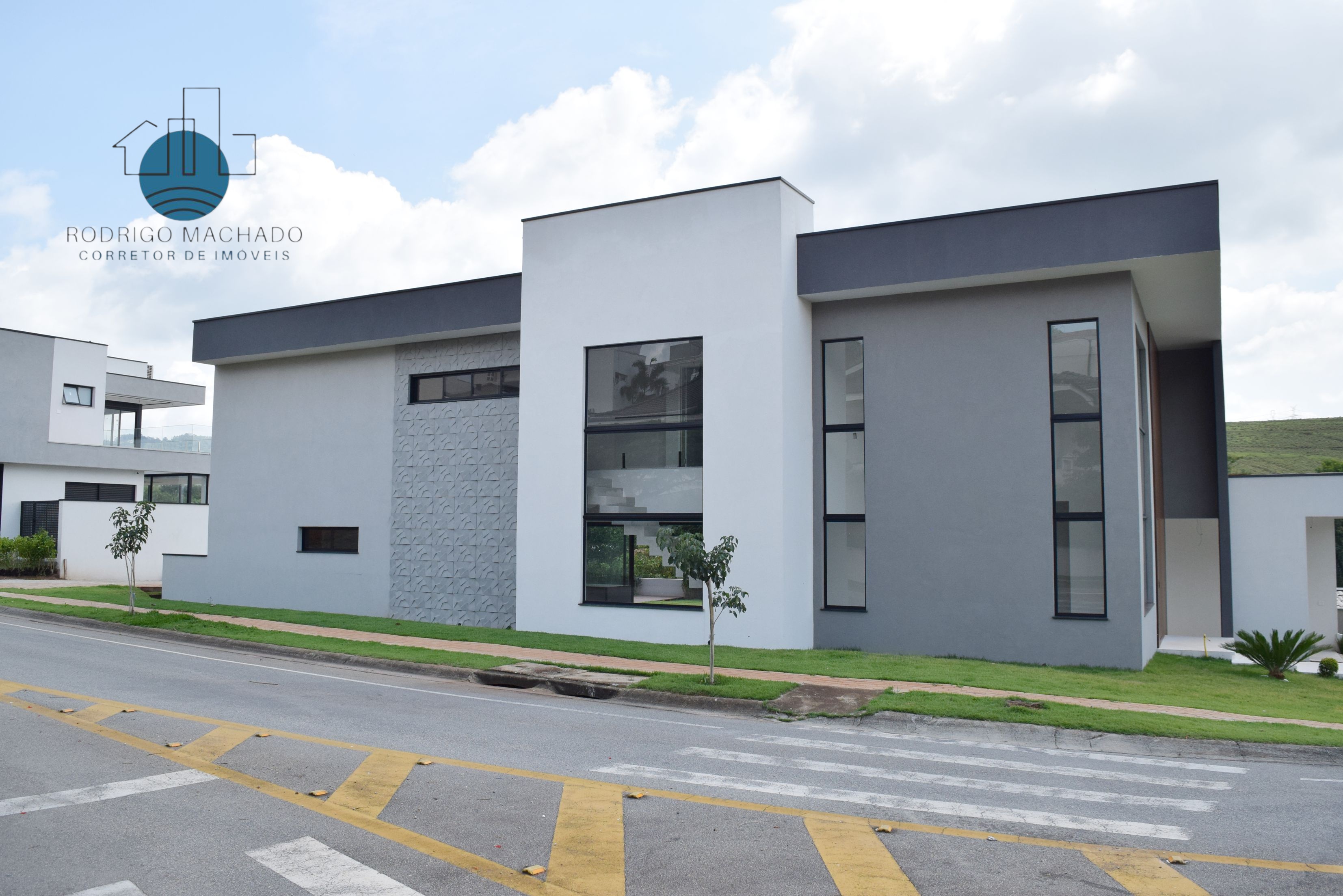Imagem Sobrado com 4 Quartos à Venda, 345 m² em Condomínio Residencial Reserva Ecológica Atibaia - Atibaia Imagem Sobrado com 4 Quartos à Venda, 345 m² em Condomínio Residencial Reserva Ecológica Atibaia - Atibaia