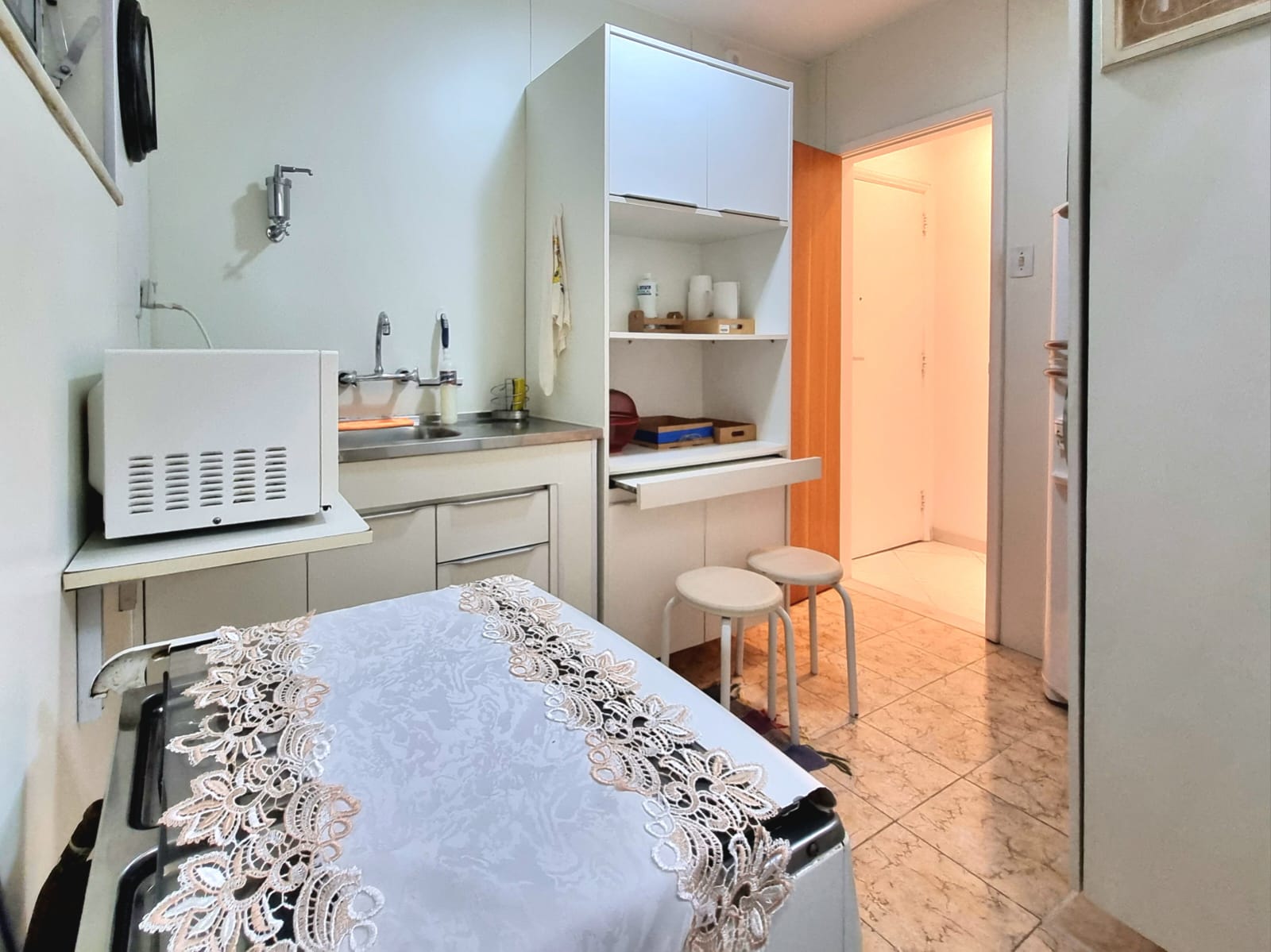 Imagem Apartamento com 2 Quartos à Venda, 65 m²em Leblon - Rio de Janeiro Imagem Apartamento com 2 Quartos à Venda, 65 m²em Leblon - Rio de Janeiro