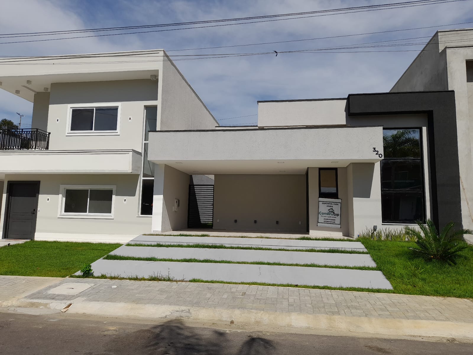 Casa de Condomínio com 3 Quartos à Venda, 175 m²em Ponta Negra - Manaus