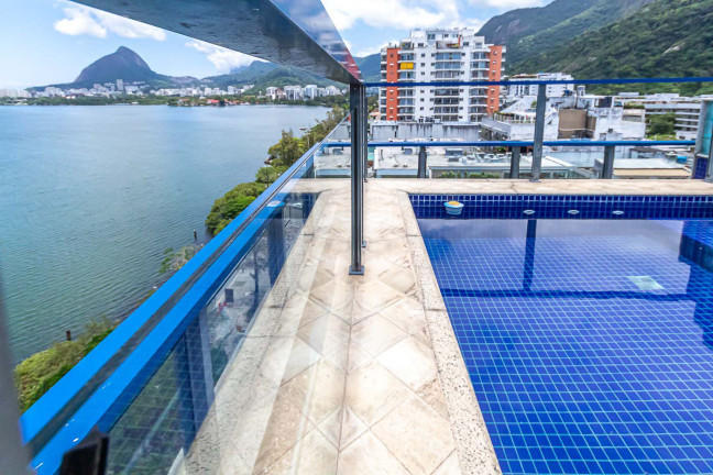 Imagem Cobertura com 4 Quartos à Venda, em Lagoa - Rio de Janeiro Imagem Cobertura com 4 Quartos à Venda, em Lagoa - Rio de Janeiro