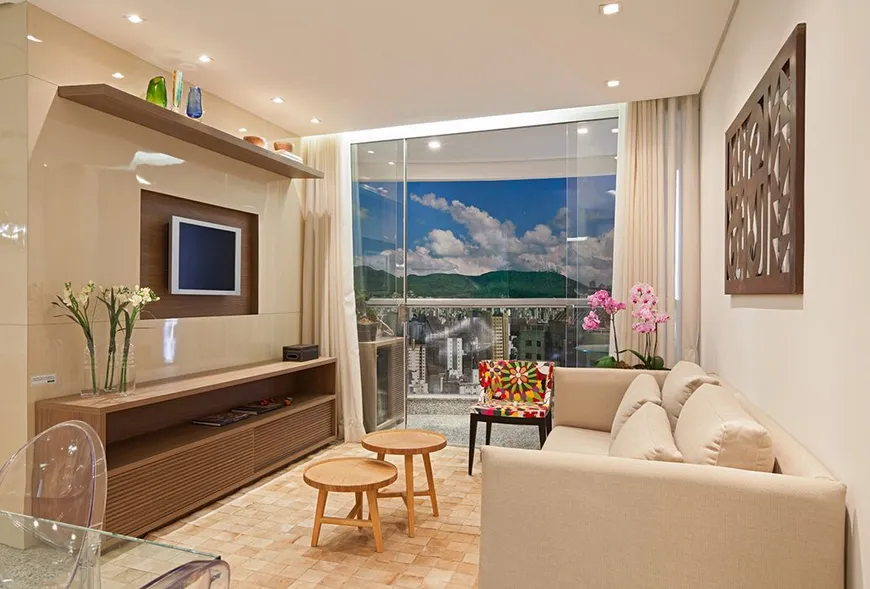 Imagem Apartamento com 3 Quartos à Venda, 83 m²em Lourdes - Belo Horizonte Imagem Apartamento com 3 Quartos à Venda, 83 m²em Lourdes - Belo Horizonte
