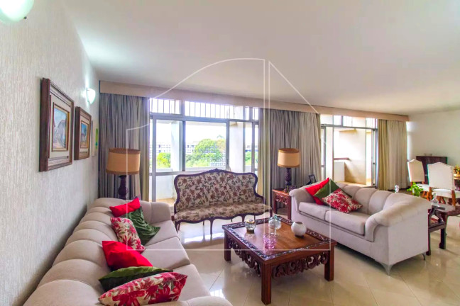 Imagem Apartamento com 3 Quartos à Venda, 157 m²em Asa Sul - Brasília