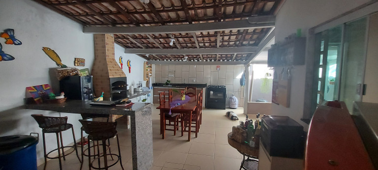 Imagem Casa com 4 Quartos à Venda,  em Setor Faiçalville - Goiânia