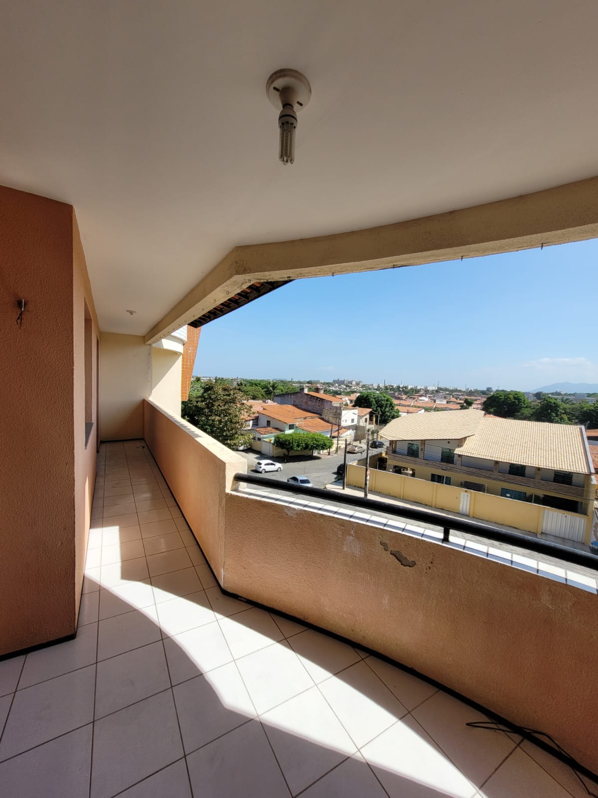 Imagem Apartamento com 3 Quartos à Venda, 76 m²em Itaperi - Fortaleza