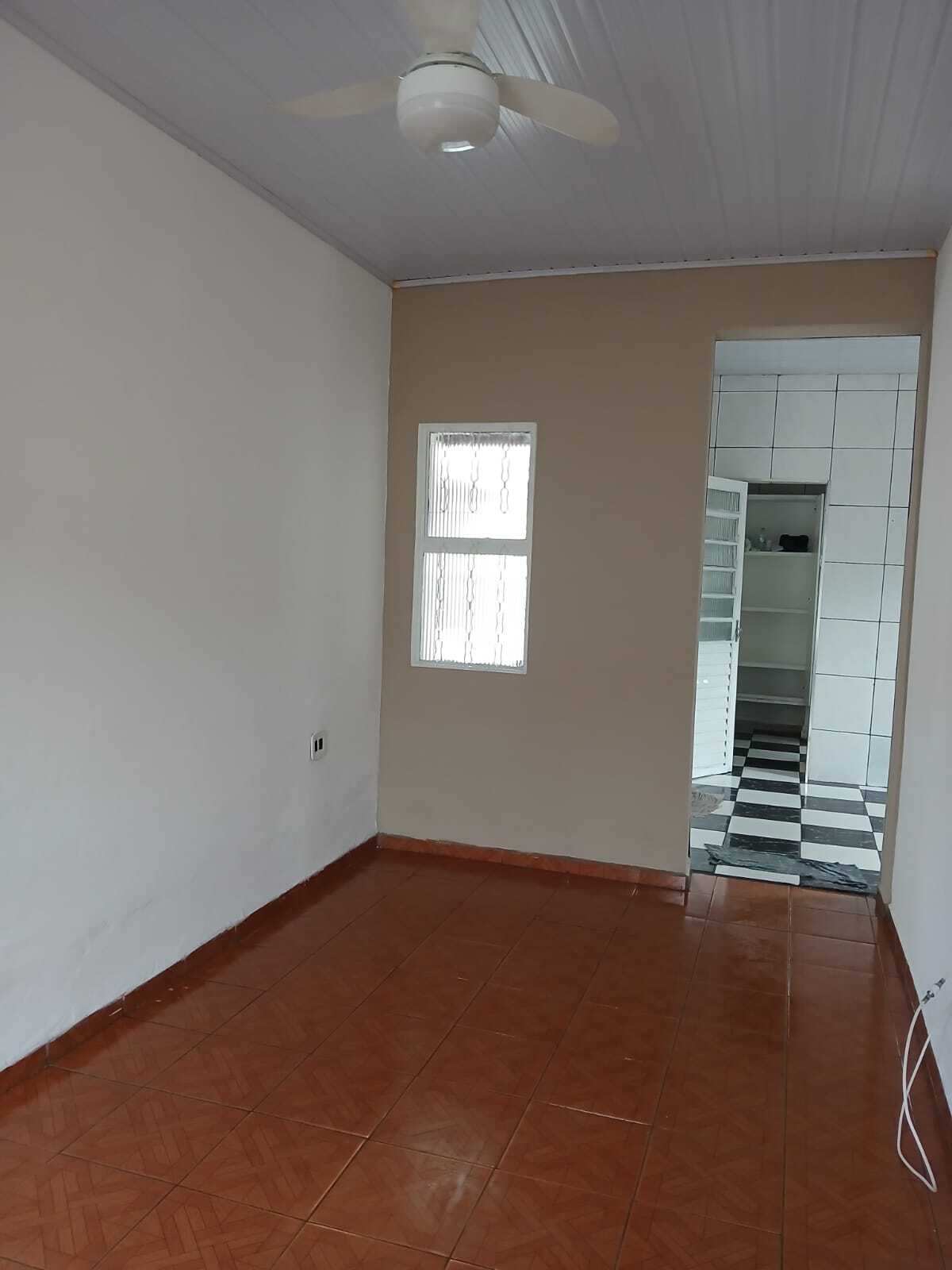 Imagem Casa com 2 Quartos à Venda, 72 m² em Centro - Mogi das Cruzes Imagem Casa com 2 Quartos à Venda, 72 m² em Centro - Mogi das Cruzes