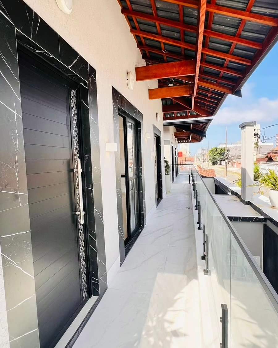 Imagem Casa de Condomínio com 3 Quartos à Venda, 89 m²em Maracanã - Praia Grande Imagem Casa de Condomínio com 3 Quartos à Venda, 89 m²em Maracanã - Praia Grande