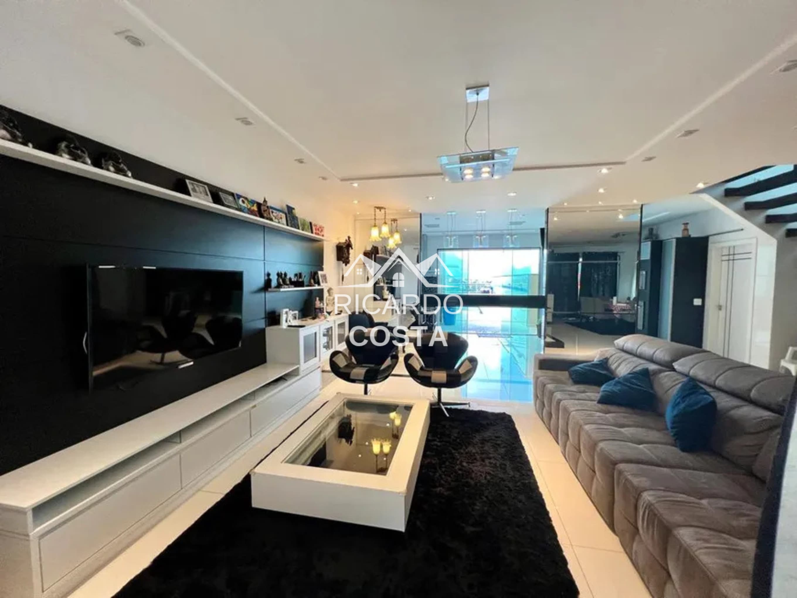 Imagem Casa de Condomínio com 3 Quartos à Venda ou Locação, 310 m² em Jacarepaguá - Rio de Janeiro Imagem Casa de Condomínio com 3 Quartos à Venda ou Locação, 310 m² em Jacarepaguá - Rio de Janeiro