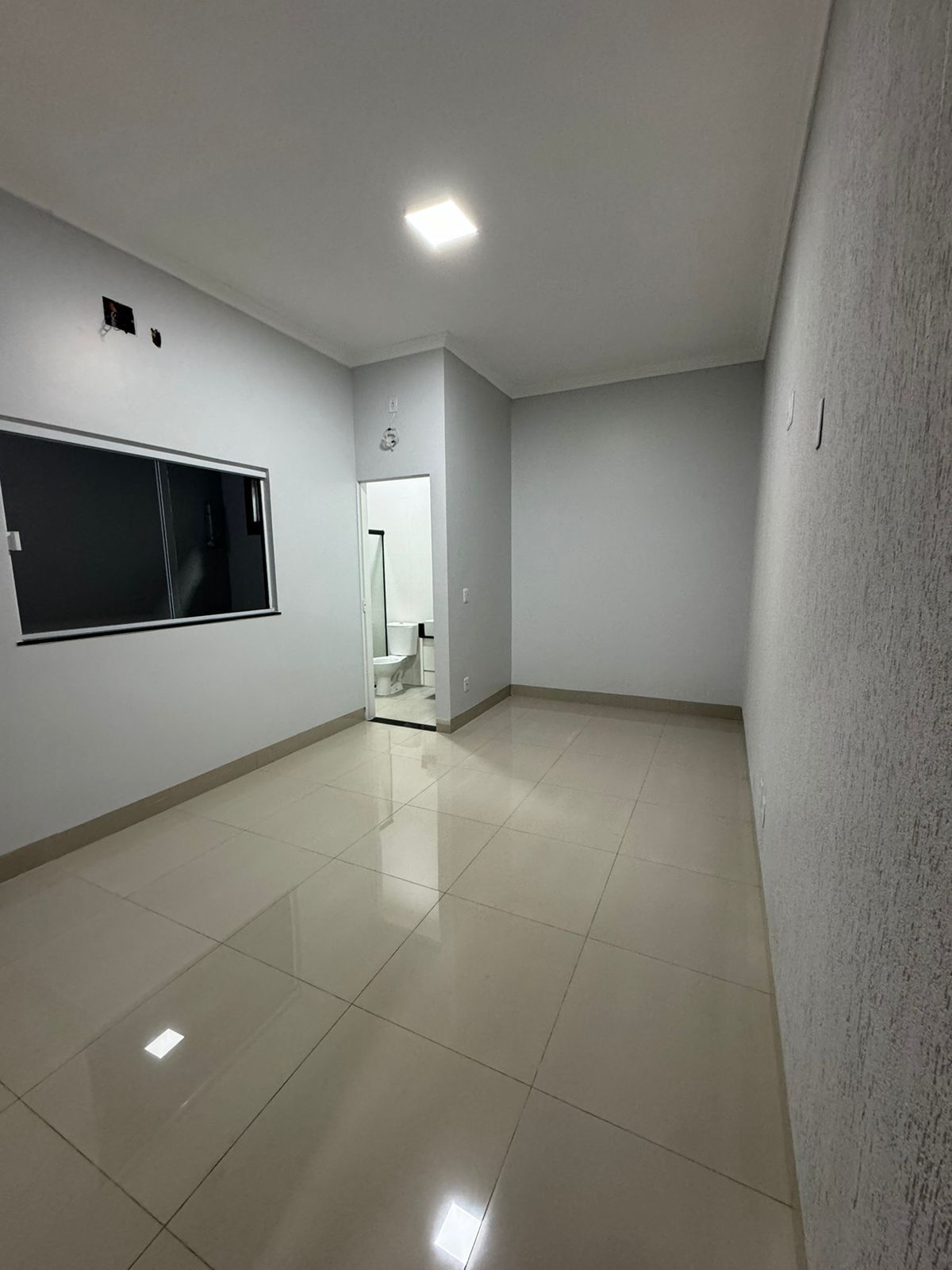 Imagem Casa com 3 Quartos à Venda, 106 m²em Vila Pedroso - Goiânia