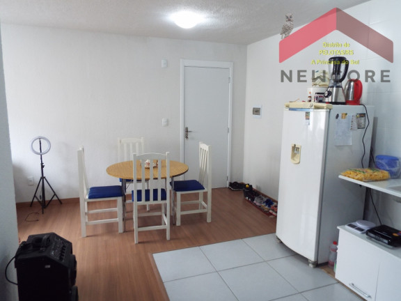 Imagem Apartamento com 2 Quartos à Venda, 42 m² em Três Vendas - Pelotas