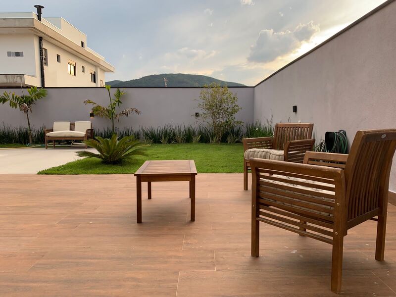 Imagem Casa de Condomínio com 4 Quartos à Venda, 265 m²em Jardim Novo Mundo - Jundiaí Imagem Casa de Condomínio com 4 Quartos à Venda, 265 m²em Jardim Novo Mundo - Jundiaí
