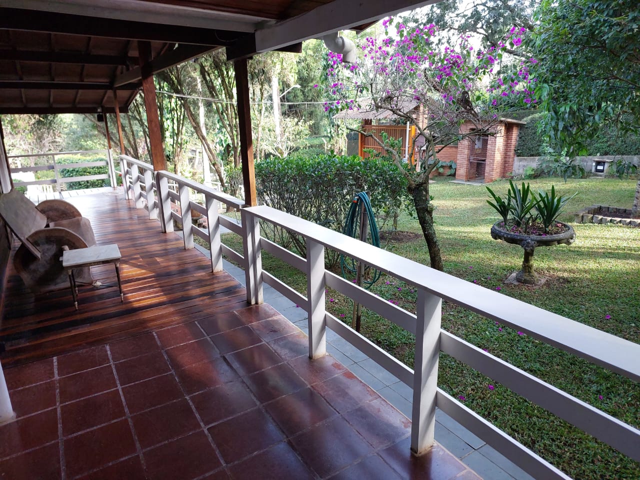 Imagem Chácara com 3 Quartos à Venda, 400 m² em Jardim Colibri - Embu das Artes