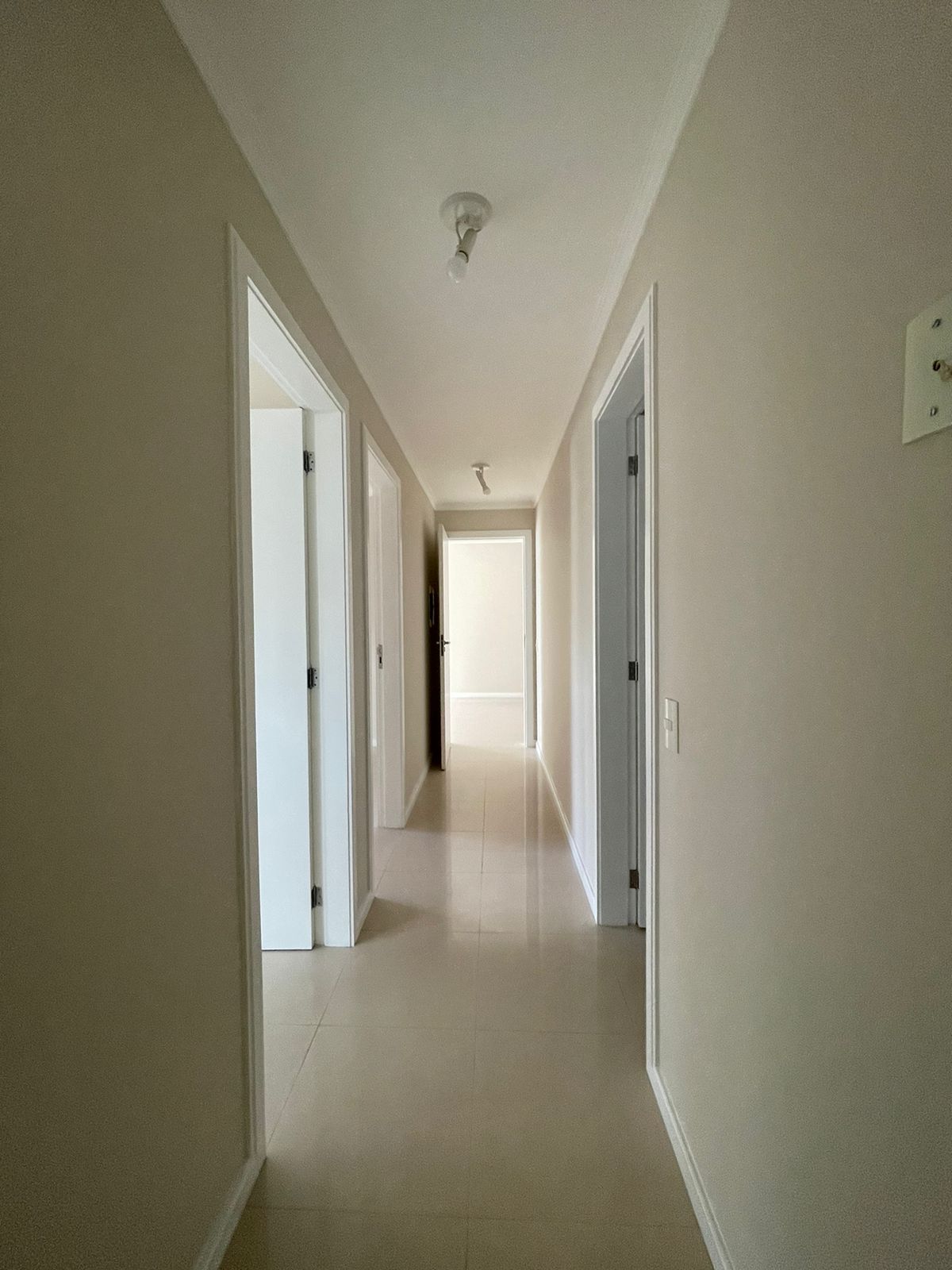 Imagem Apartamento com 3 Quartos à Venda, 12 m²em Centro - Florianópolis