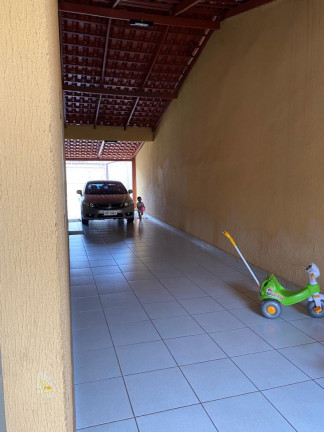 Imagem Casa com 3 Quartos à Venda, 210 m² em Parque Flamboyant - Goiânia Imagem Casa com 3 Quartos à Venda, 210 m² em Parque Flamboyant - Goiânia