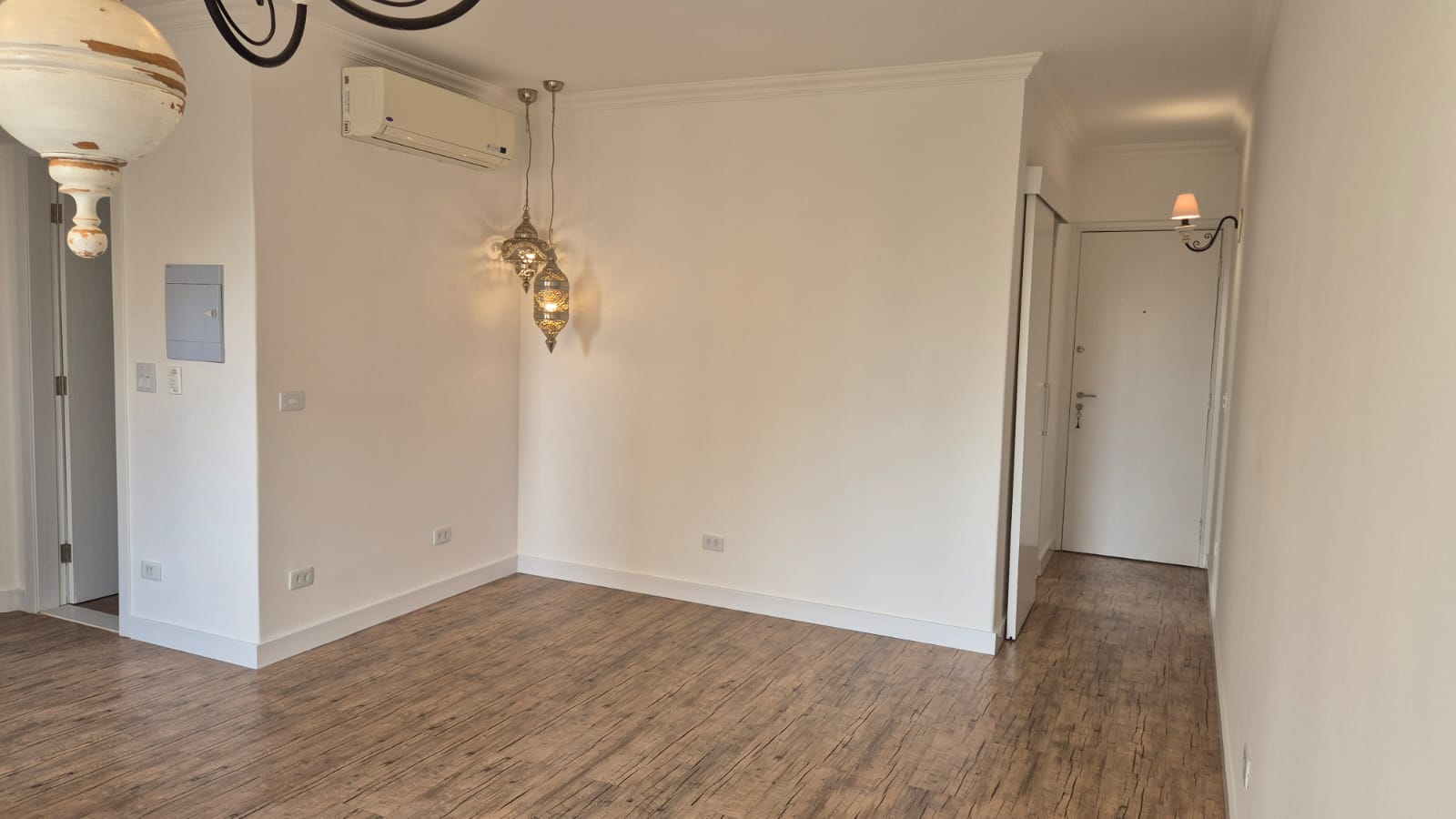 Imagem Apartamento com 2 Quartos à Venda, 70 m²em GLEBA PALHANO-LAGO IGAPÓ - LONDRINA