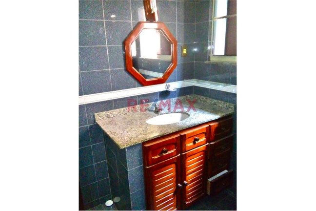Imagem Casa com 3 Quartos à Venda, 130 m² em Venda da Cruz - Niterói