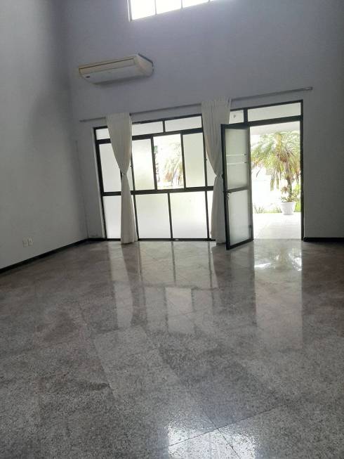 Imagem Casa com 4 Quartos para Alugar, 300 m²em Parque Verde - Belém Imagem Casa com 4 Quartos para Alugar, 300 m²em Parque Verde - Belém