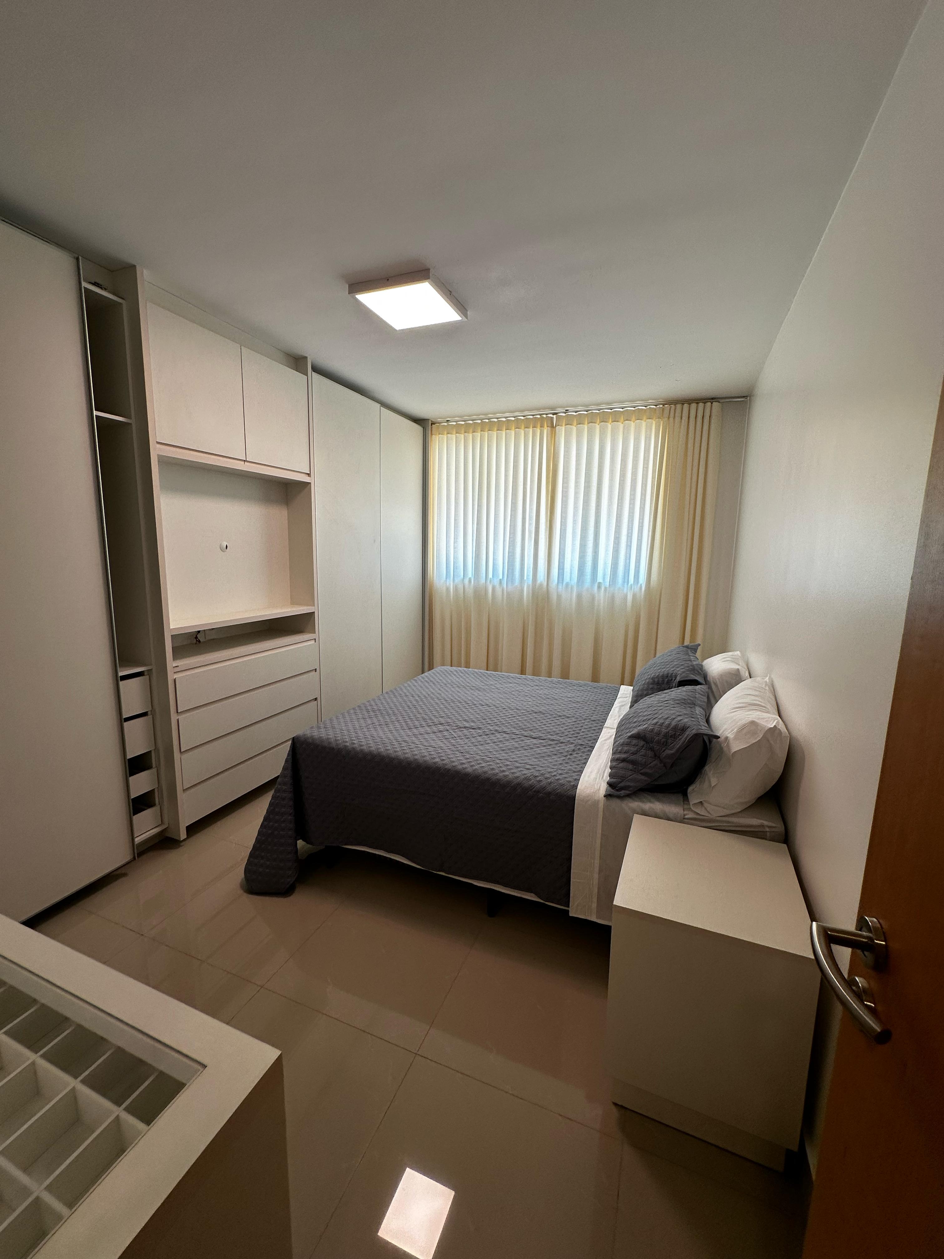 Imagem Sobrado com 3 Quartos à Venda, 161 m²em Sítios Santa Luzia - Aparecida de Goiânia