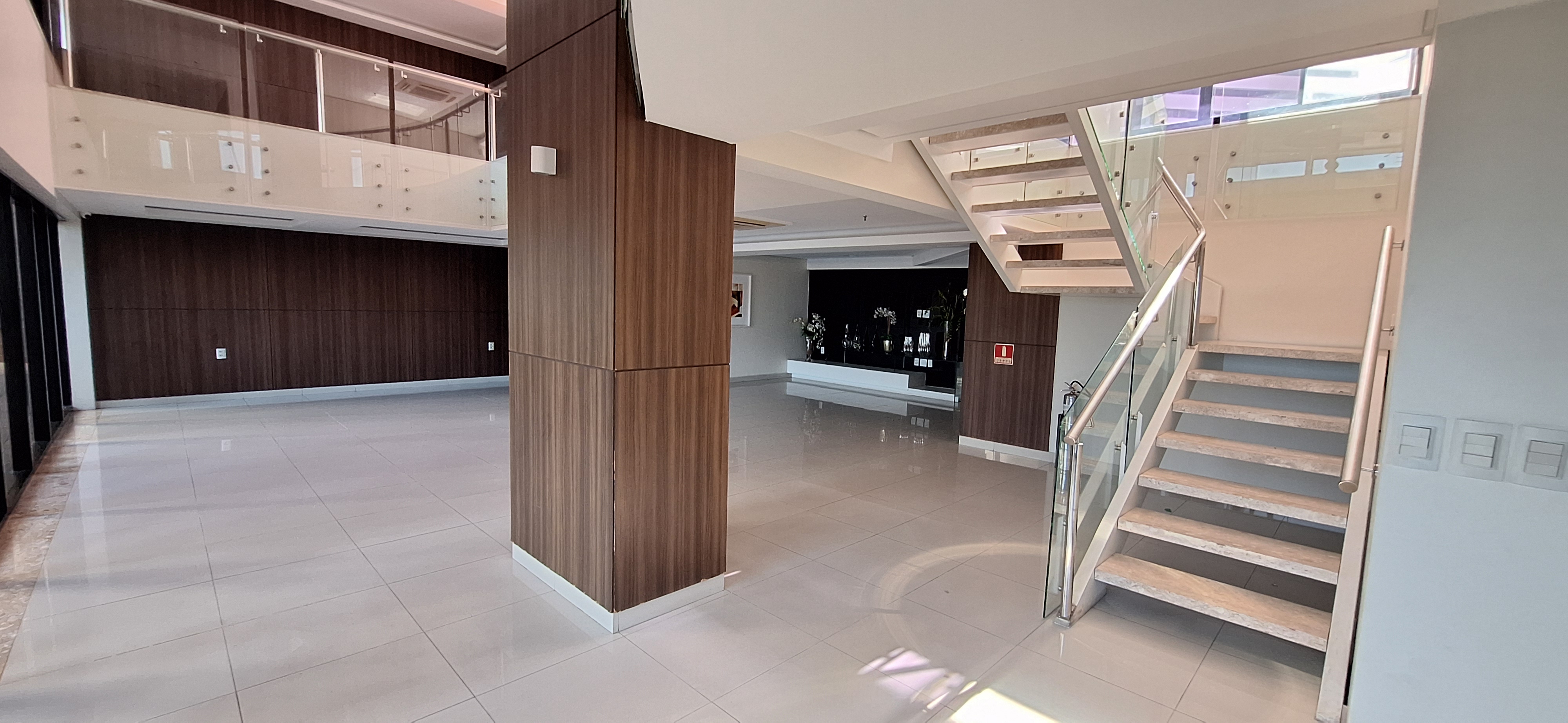 Imagem Apartamento com 4 Quartos à Venda, 225 m²em Meireles - Fortaleza Imagem Apartamento com 4 Quartos à Venda, 225 m²em Meireles - Fortaleza