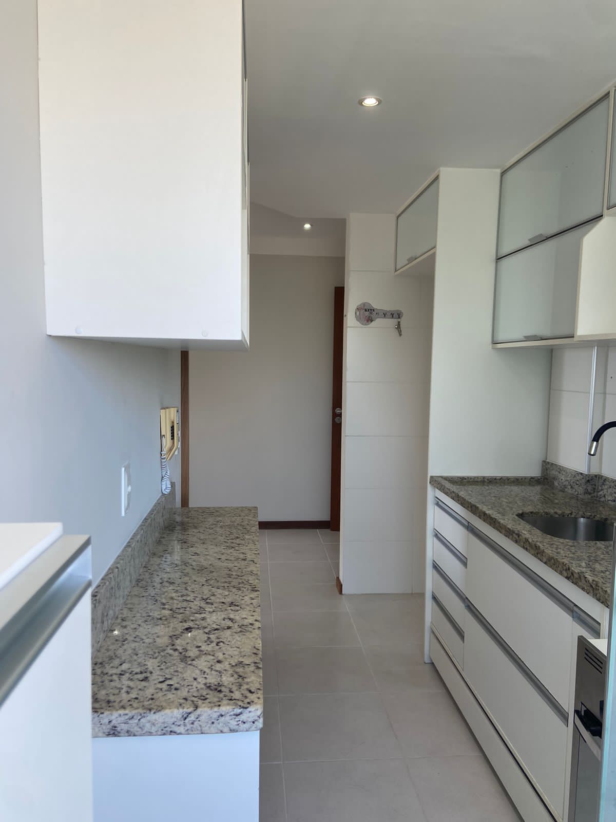 Imagem Apartamento com 2 Quartos para Alugar, em Buraquinho - Lauro de Freitas
