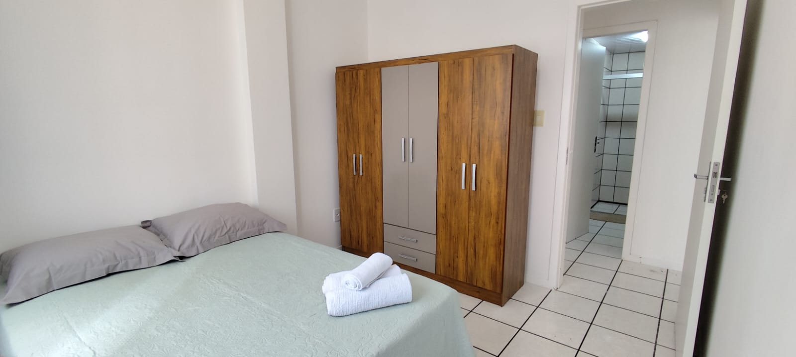 Imagem Apartamento com 2 Quartos para Temporada, 85 m² em Centro - Balneário Camboriú