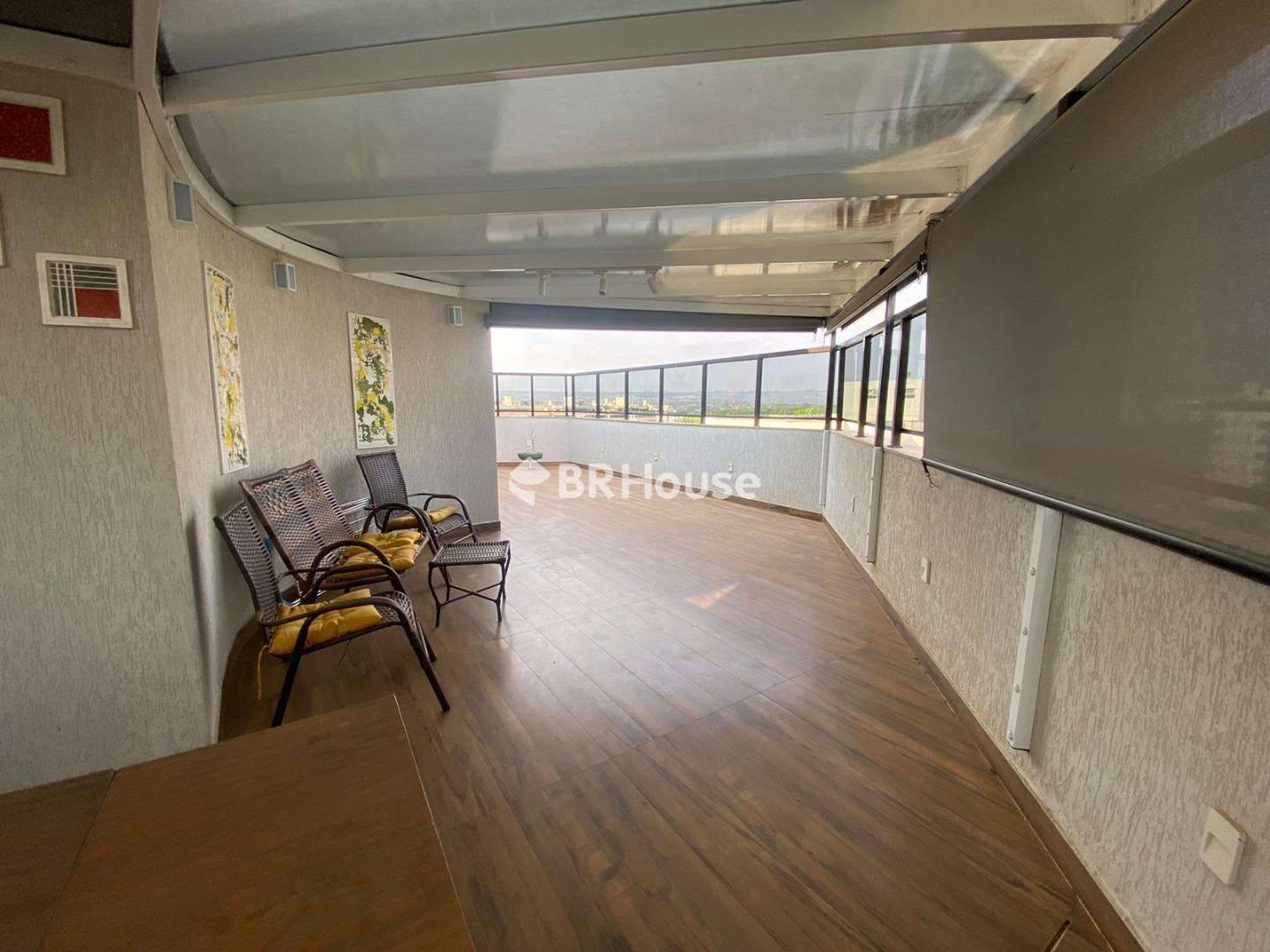 Imagem Cobertura com 3 Quartos à Venda, 222 m² em Asa Norte - Brasília Imagem Cobertura com 3 Quartos à Venda, 222 m² em Asa Norte - Brasília