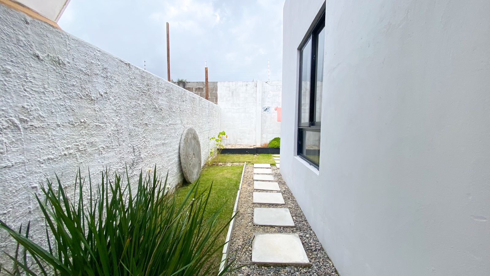 Imagem Casa de Condomínio com 2 Quartos à Venda ou Locação, 165 m²em Vila de Abrantes (Abrantes) - Camaçari Imagem Casa de Condomínio com 2 Quartos à Venda ou Locação, 165 m²em Vila de Abrantes (Abrantes) - Camaçari