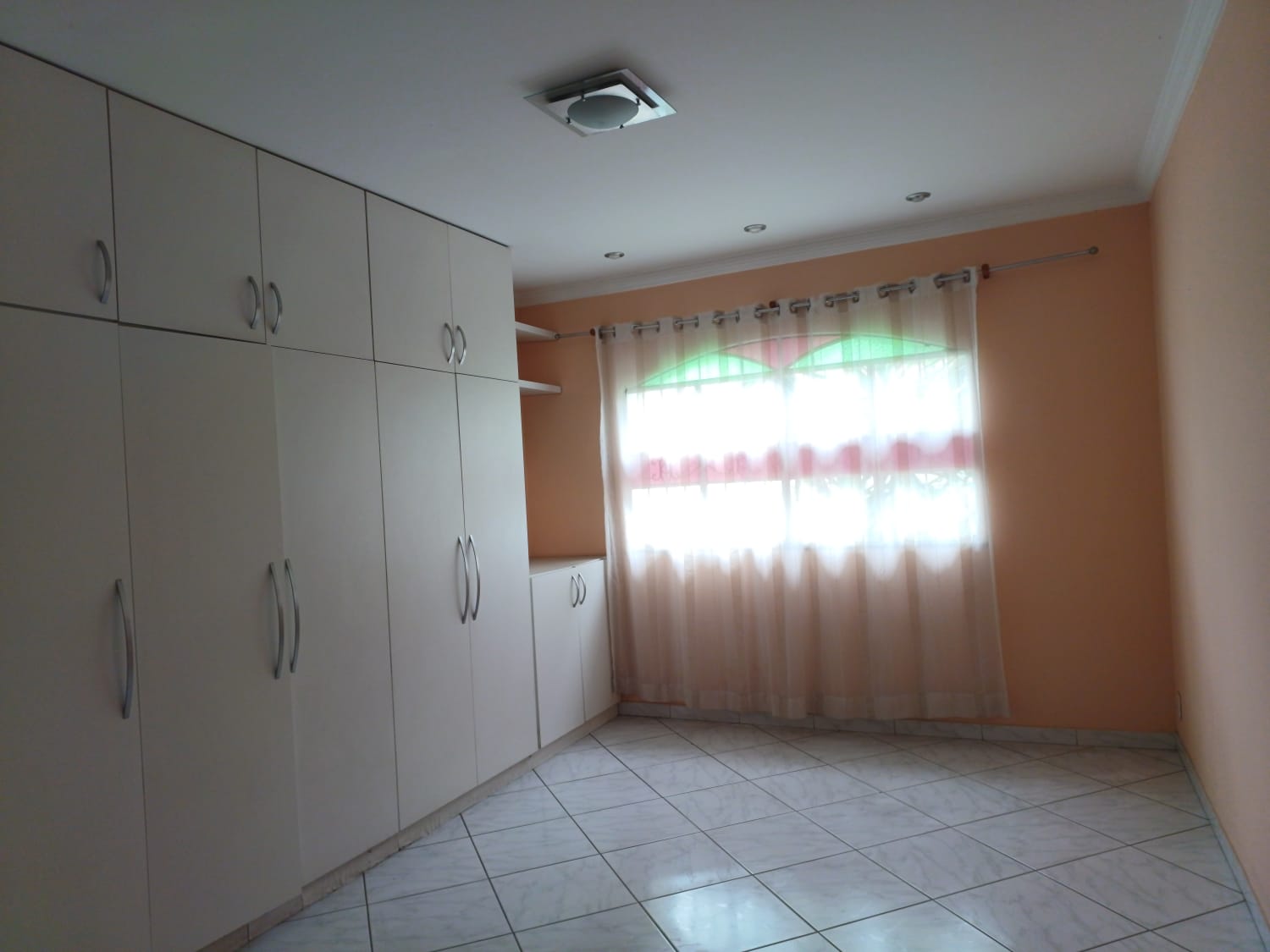 Imagem Casa com 5 Quartos à Venda, 360 m²em Venda das Pedras - Itaboraí Imagem Casa com 5 Quartos à Venda, 360 m²em Venda das Pedras - Itaboraí