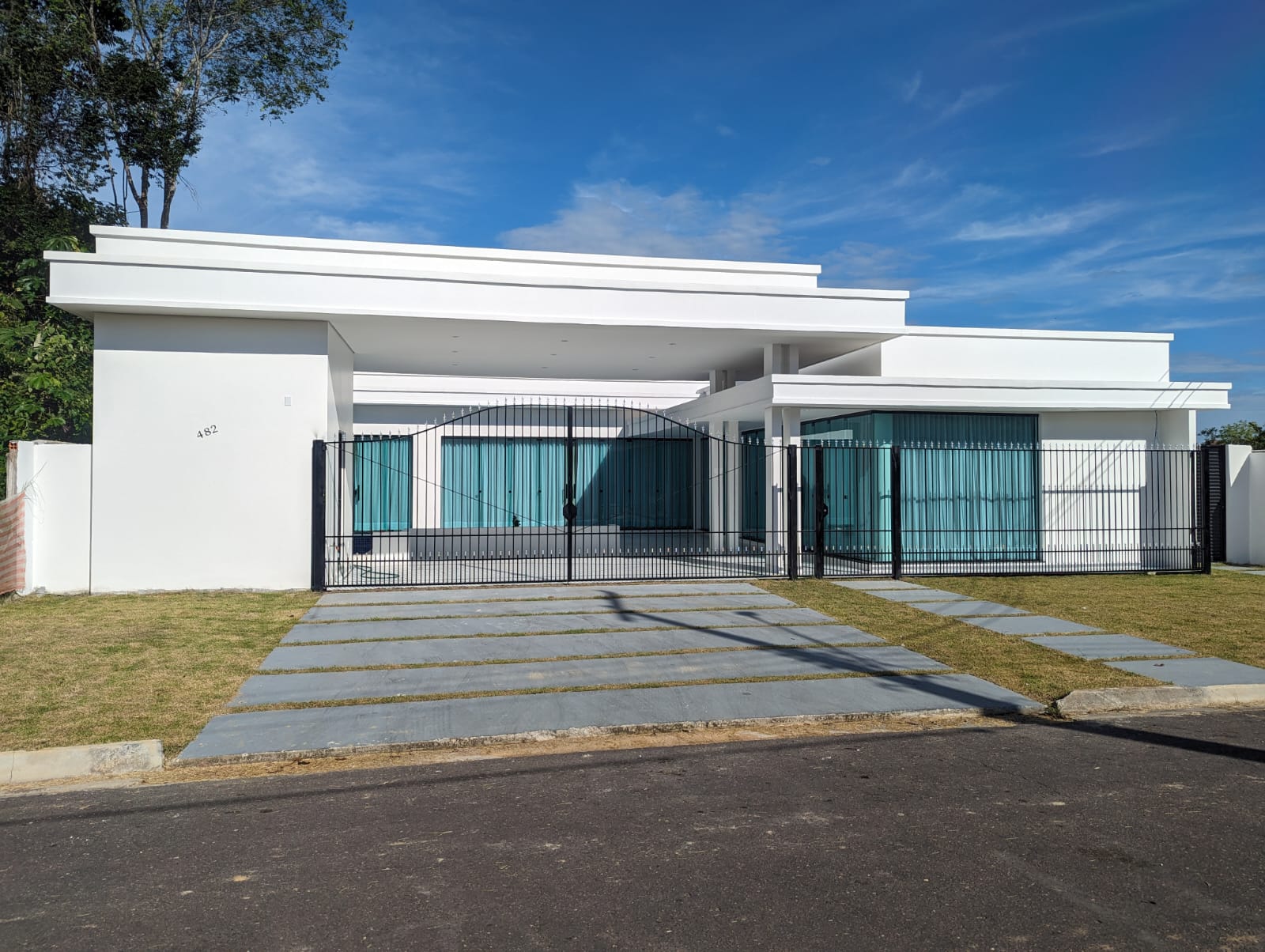 Imagem Casa de Condomínio com 3 Quartos à Venda, 290 m²em Ponta Negra - Manaus Imagem Casa de Condomínio com 3 Quartos à Venda, 290 m²em Ponta Negra - Manaus