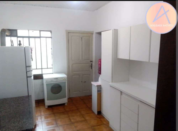 Imagem Casa com 3 Quartos à Venda, 193 m² em Água Verde - Curitiba
