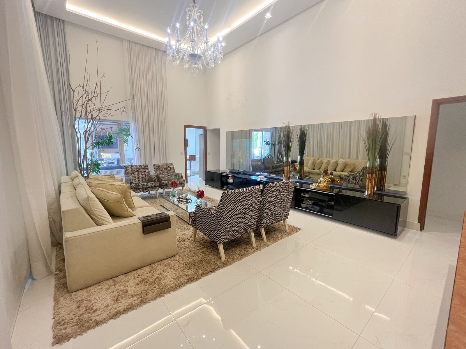 Imagem Casa de Condomínio com 4 Quartos à Venda, 415 m² em Vale do Landirana (Abrantes) - Camaçari Imagem Casa de Condomínio com 4 Quartos à Venda, 415 m² em Vale do Landirana (Abrantes) - Camaçari