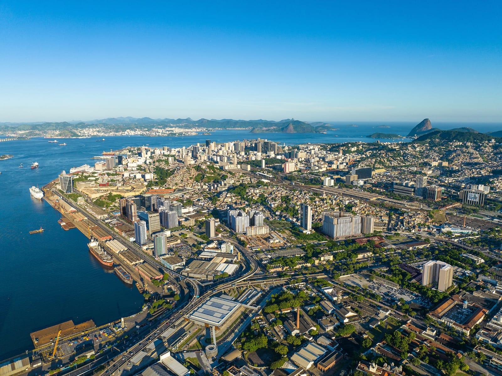Imagem Apartamento com 2 Quartos à Venda, 39 m²em Santo Cristo - Rio de Janeiro Imagem Apartamento com 2 Quartos à Venda, 39 m²em Santo Cristo - Rio de Janeiro