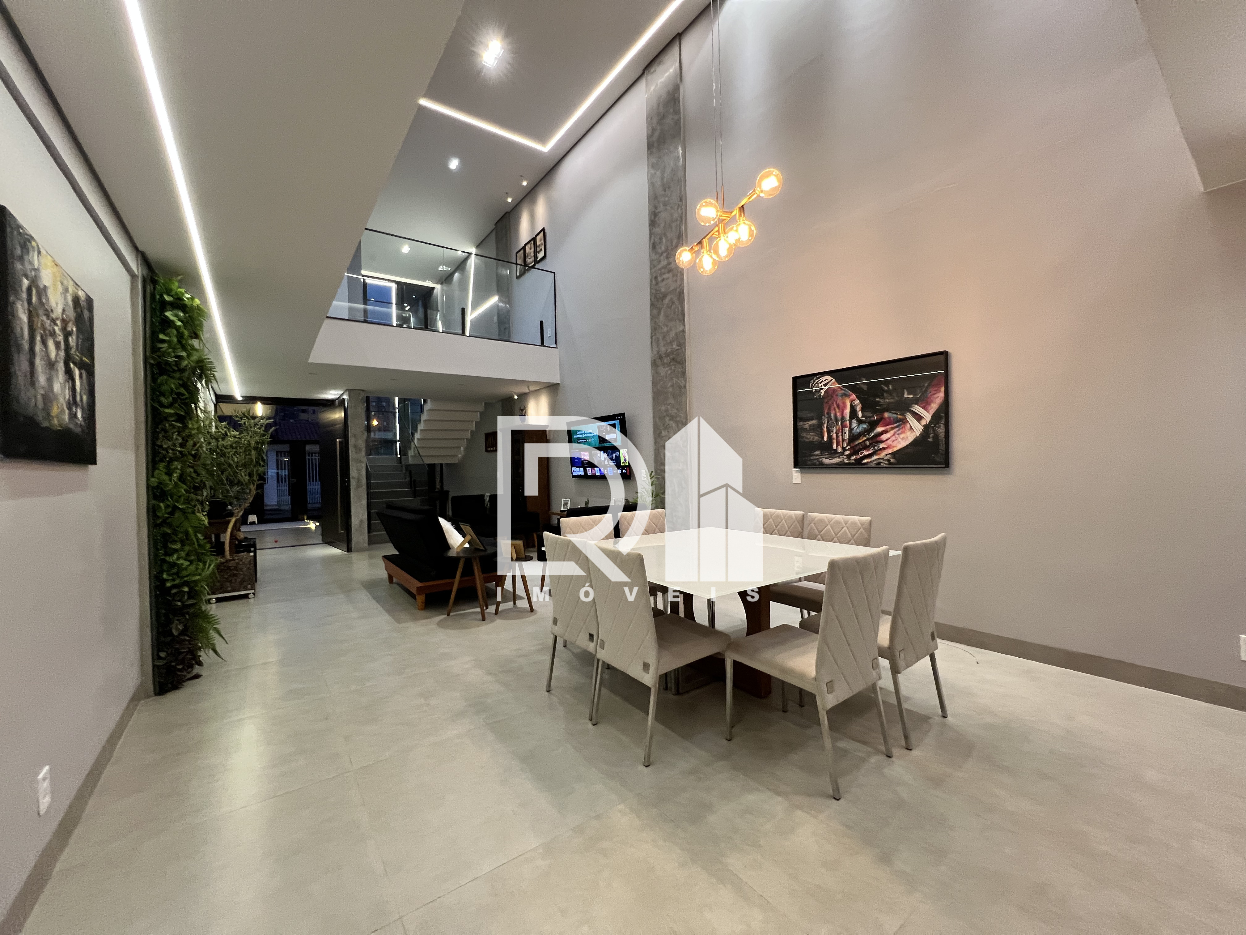 Imagem Casa com 4 Quartos à Venda, 285 m² em Guará II - Brasília Imagem Casa com 4 Quartos à Venda, 285 m² em Guará II - Brasília