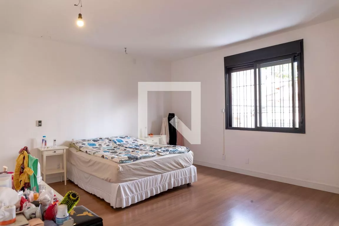 Imagem Casa com 4 Quartos à Venda, 257 m²em Vila Gumercindo - São Paulo Imagem Casa com 4 Quartos à Venda, 257 m²em Vila Gumercindo - São Paulo