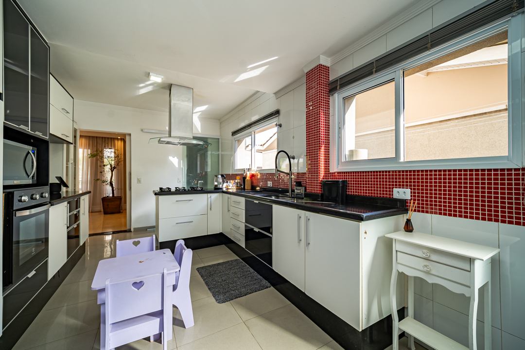Imagem Casa de Condomínio com 4 Quartos à Venda, 300 m² em Alphaville - Santana de Parnaíba