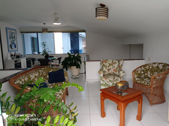Imagem Casa com 5 Quartos à Venda, 380 m² em Centro - Guaratuba