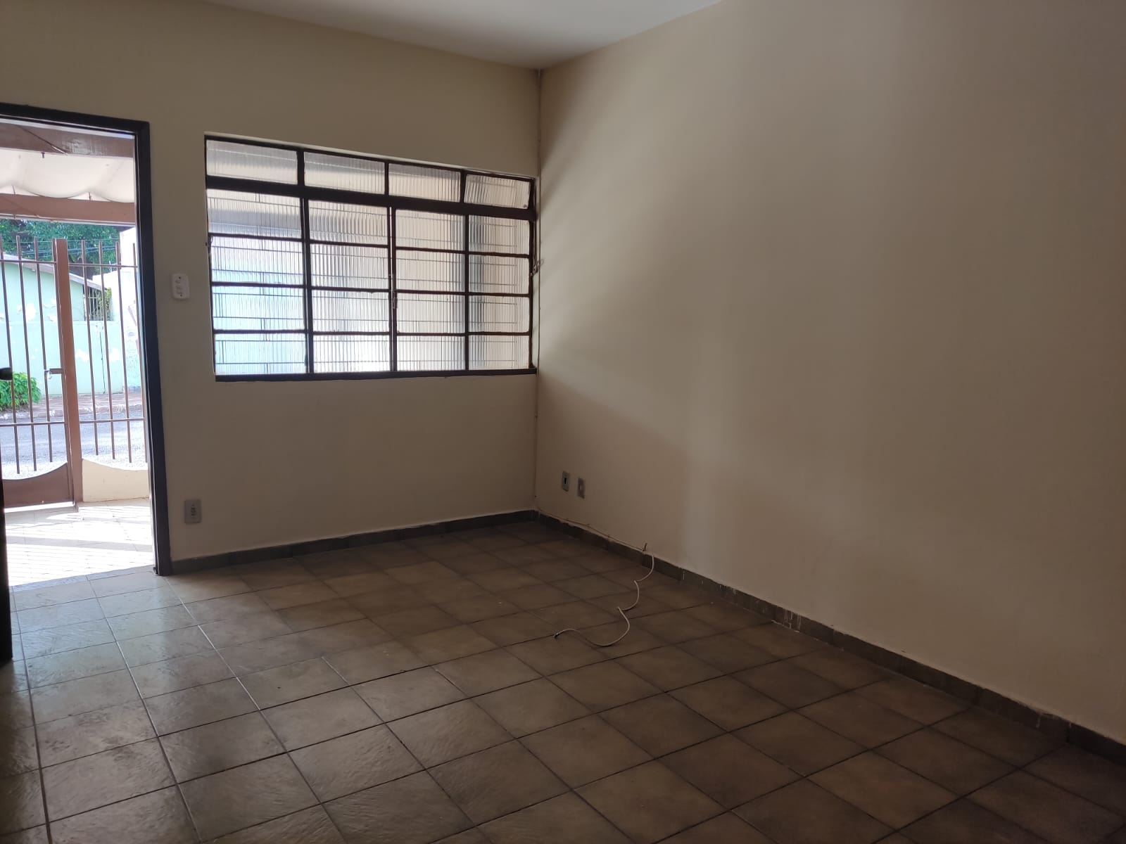 Imagem Casa com 3 Quartos à Venda ou Temporada, 103 m²em Vila Planalto - Campo Grande