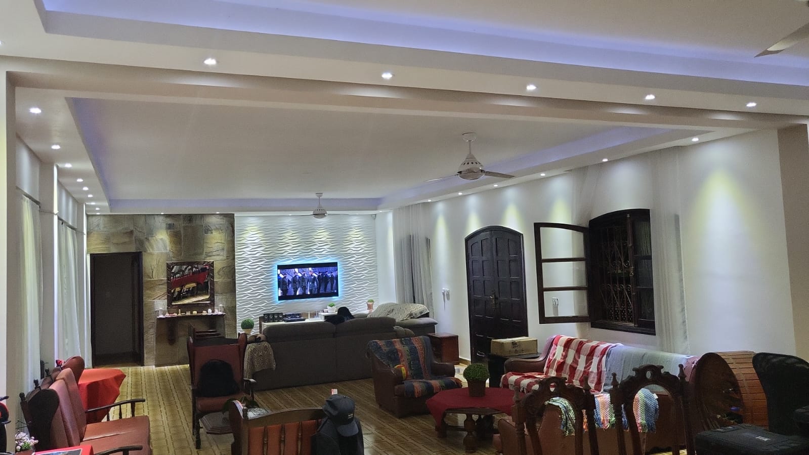 Imagem Casa com 9 Quartos à Venda, 350 m²em Perequê Açu - Ubatuba