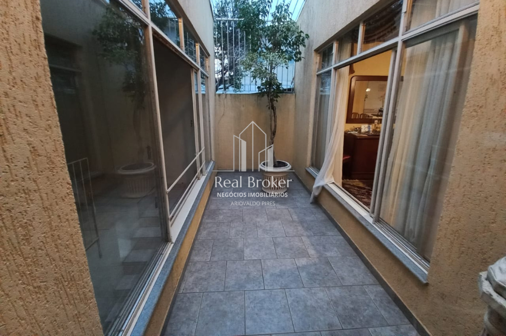 Imagem Casa com 3 Quartos à Venda, 280 m²em Orfãs - Ponta Grossa Imagem Casa com 3 Quartos à Venda, 280 m²em Orfãs - Ponta Grossa