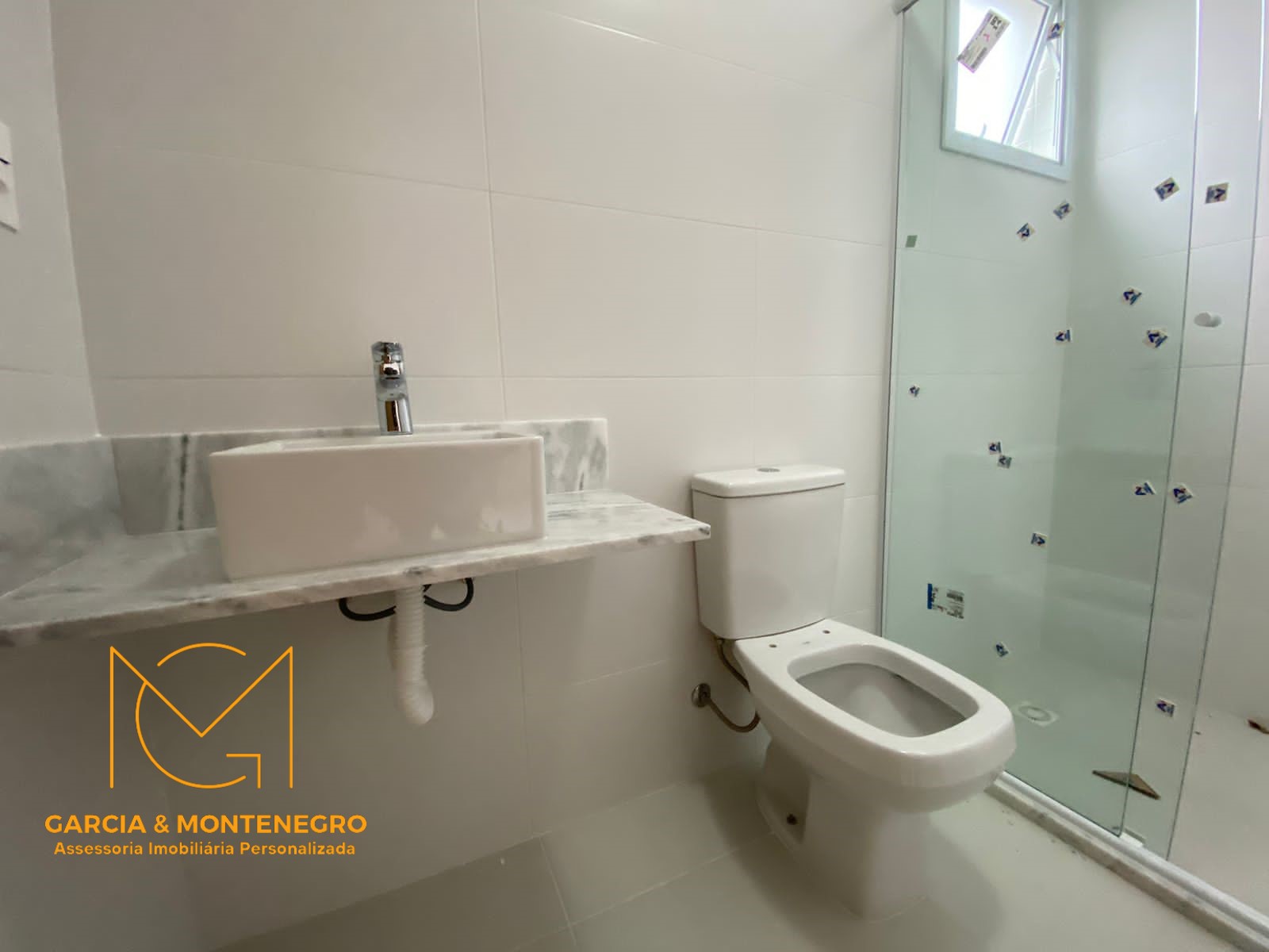 Imagem Apartamento com 2 Quartos para Alugar, 69 m²em Boqueirão - Santos