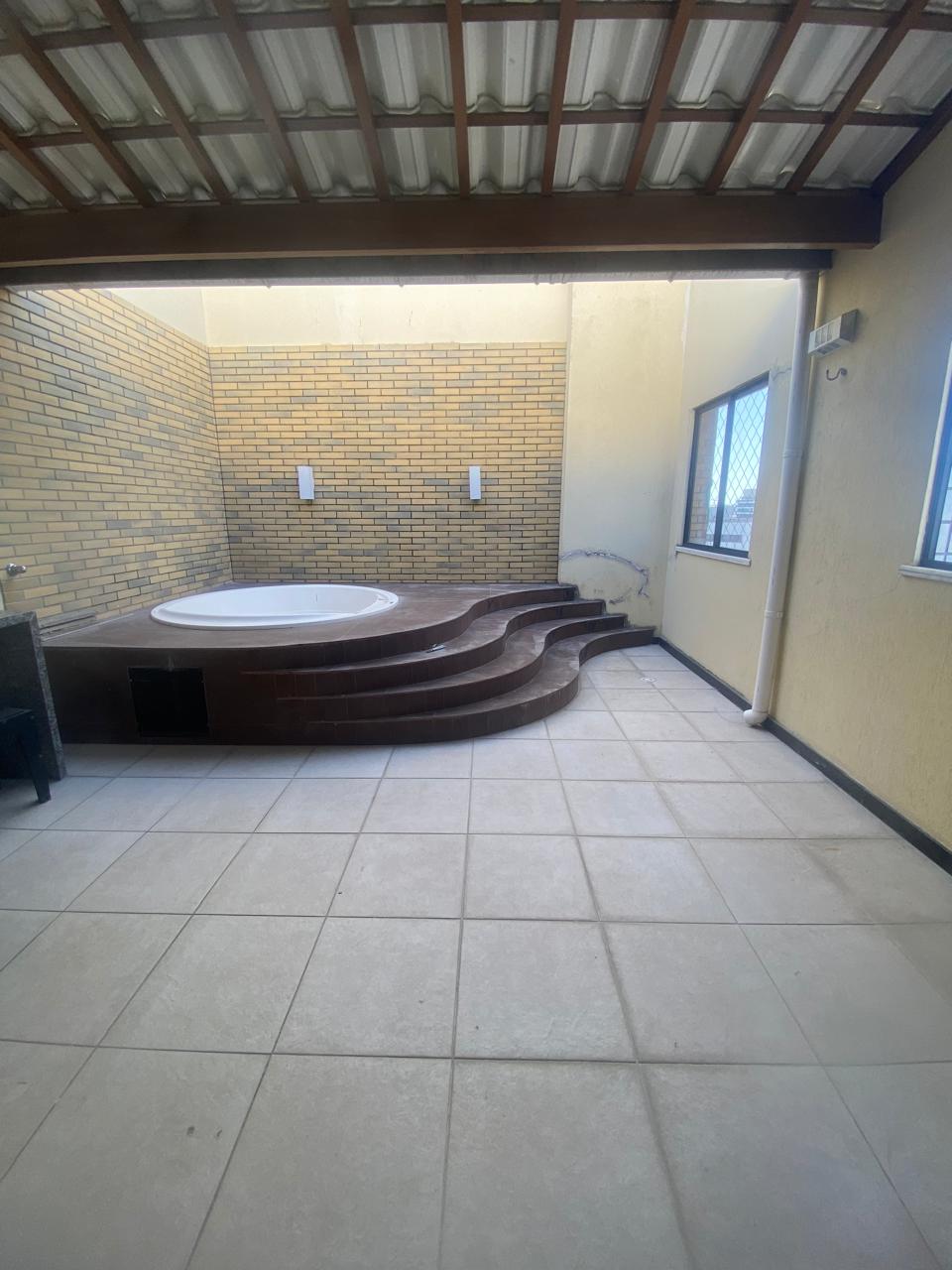 Imagem Apartamento com 2 Quartos à Venda, 103 m²em Meireles - Fortaleza