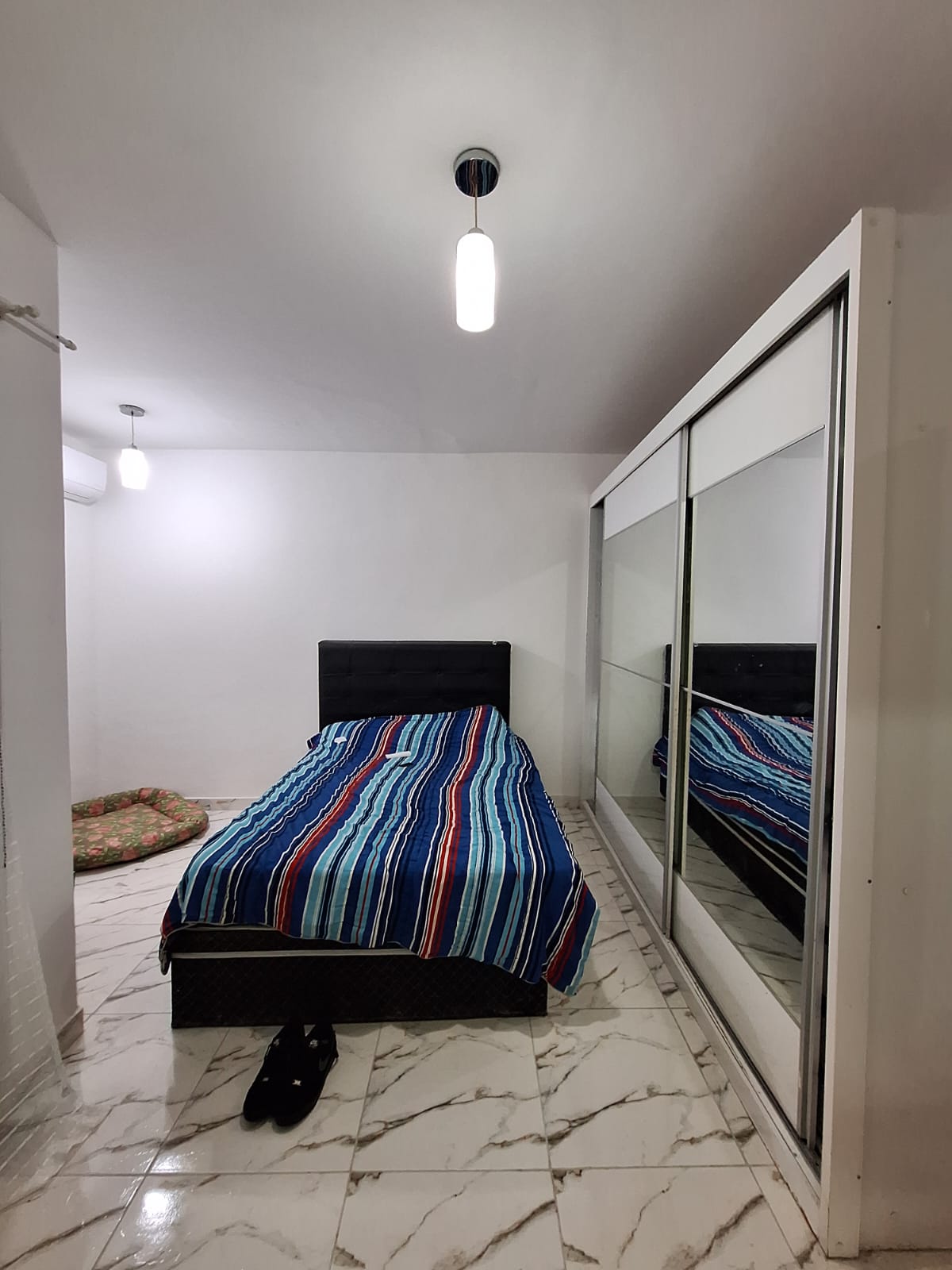 Imagem Casa com 3 Quartos à Venda, 300 m² em Bangu - Rio de Janeiro Imagem Casa com 3 Quartos à Venda, 300 m² em Bangu - Rio de Janeiro