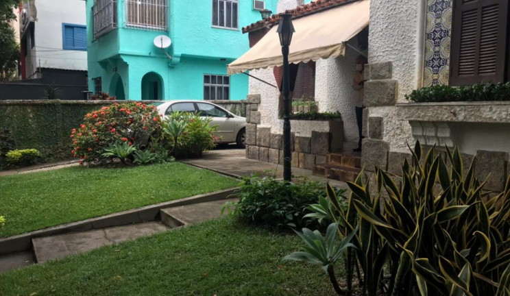 Imagem Casa com 3 Quartos à Venda, 280 m² em Grajaú - Rio de Janeiro Imagem Casa com 3 Quartos à Venda, 280 m² em Grajaú - Rio de Janeiro