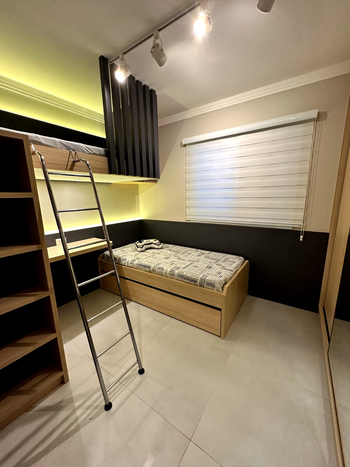 Imagem Apartamento com 2 Quartos à Venda, 71 m²em Guilhermina - Praia Grande Imagem Apartamento com 2 Quartos à Venda, 71 m²em Guilhermina - Praia Grande