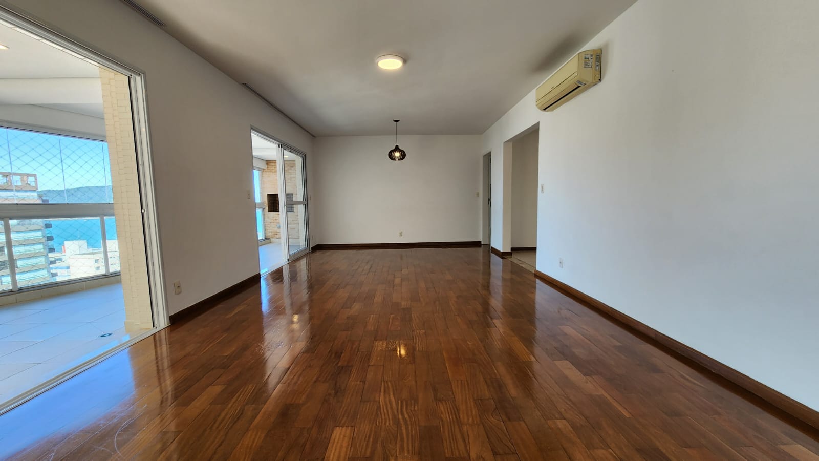 Imagem Apartamento com 4 Quartos à Venda, 204 m²em Boqueirão - Santos Imagem Apartamento com 4 Quartos à Venda, 204 m²em Boqueirão - Santos