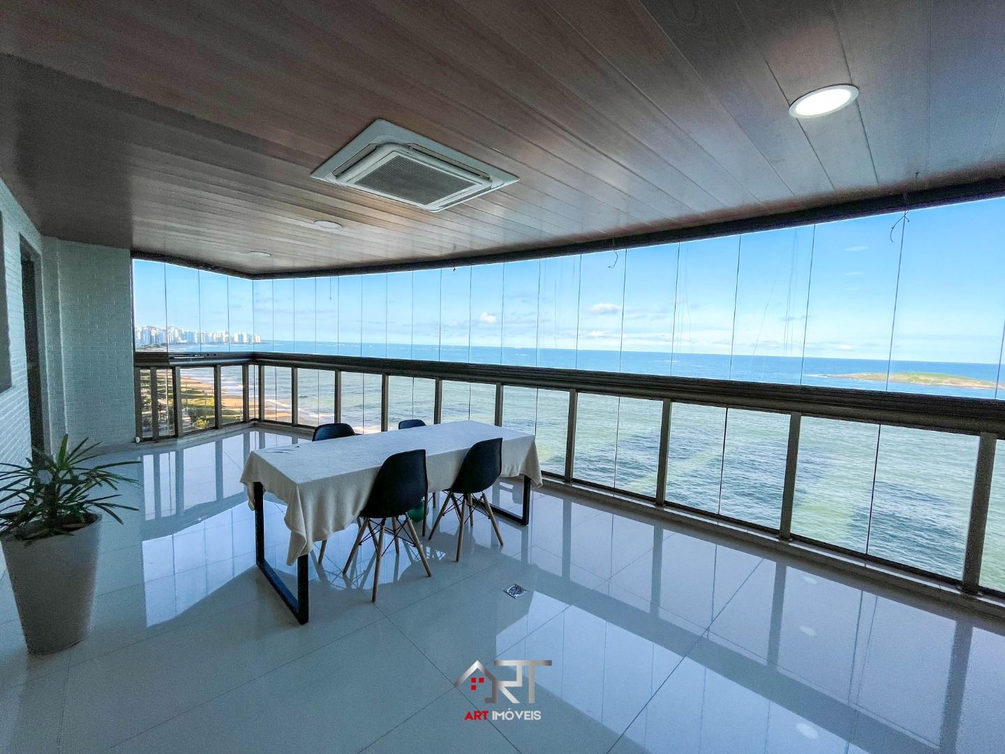 Apartamento com 4 Quartos à Venda, 170 m²em Praia de Itaparica - Vila Velha