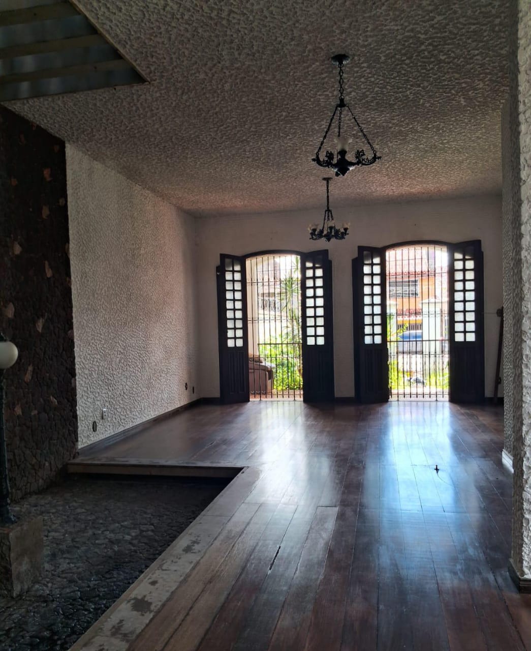 Imagem Casa com 3 Quartos à Venda, 607 m² em Marco - Belém Imagem Casa com 3 Quartos à Venda, 607 m² em Marco - Belém