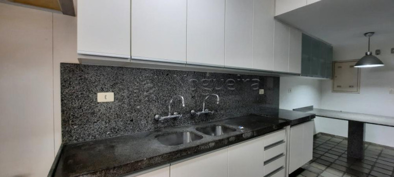 Imagem Apartamento com 4 Quartos à Venda, em Candeias - Jaboatão dos Guararapes Imagem Apartamento com 4 Quartos à Venda, em Candeias - Jaboatão dos Guararapes