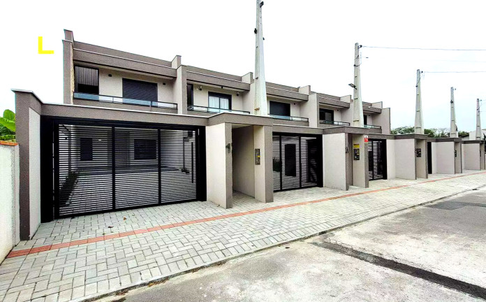 Imagem Sobrado com 3 Quartos à Venda, 157 m² em Anita Garibaldi - Joinville Imagem Sobrado com 3 Quartos à Venda, 157 m² em Anita Garibaldi - Joinville