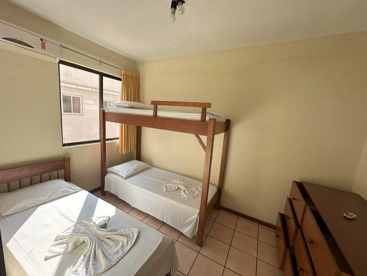 Imagem Apartamento com 2 Quartos para Temporada, 75 m² em Canasvieiras - Florianópolis Imagem Apartamento com 2 Quartos para Temporada, 75 m² em Canasvieiras - Florianópolis