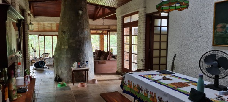 Imagem Casa com 4 Quartos à Venda, 179 m² em Jardim Salaco - Teresópolis Imagem Casa com 4 Quartos à Venda, 179 m² em Jardim Salaco - Teresópolis
